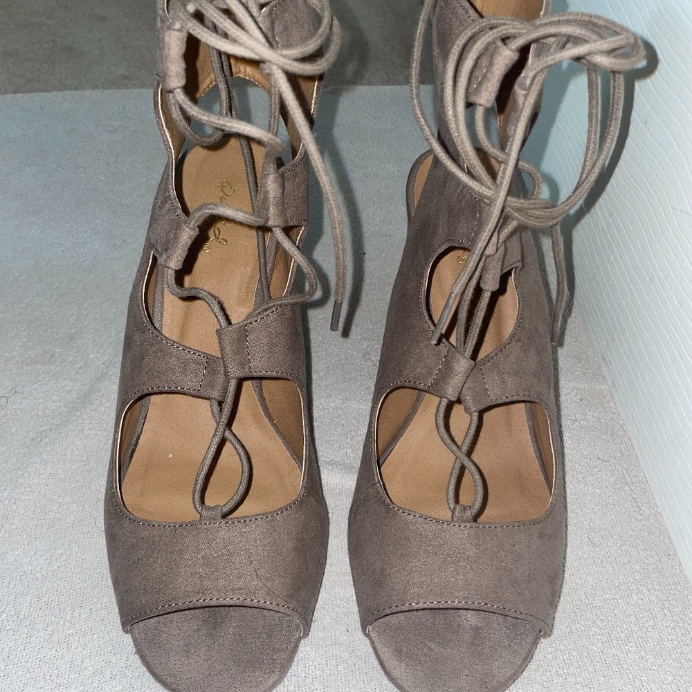 Sandals heels